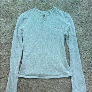 SKIMS Gray Long Sleeve Top
